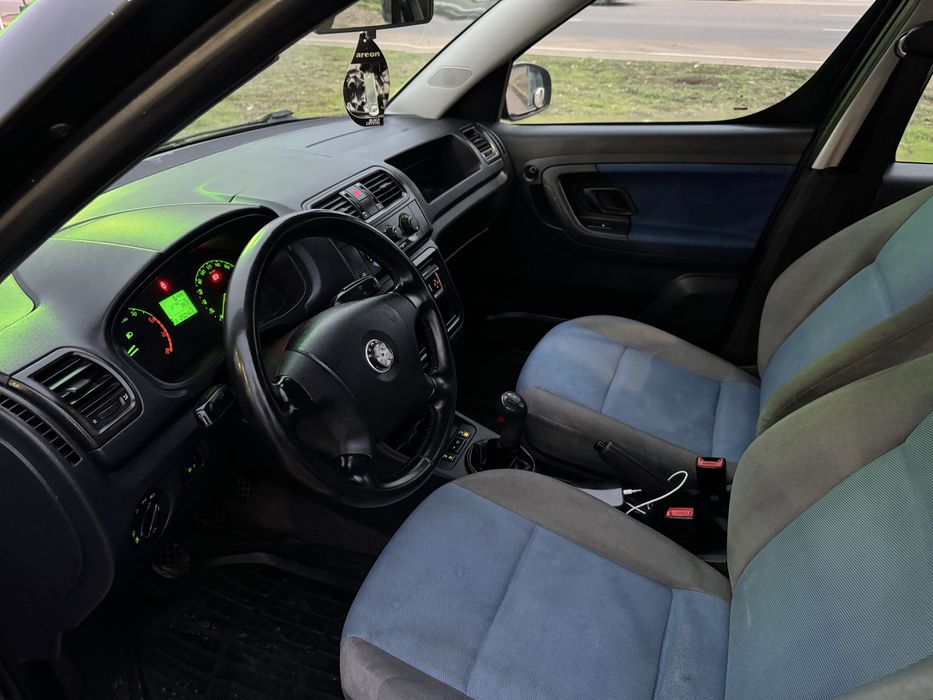 Шкода Roomster 2007 год,В Хорошем Состоянии!