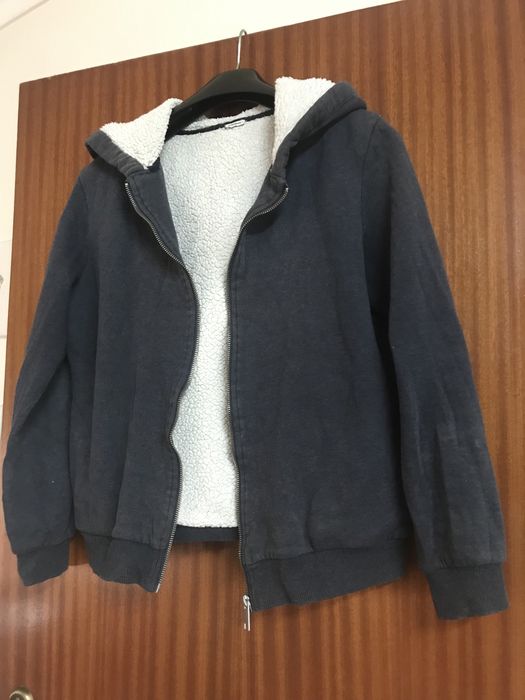 Casaco cardado com carapuco