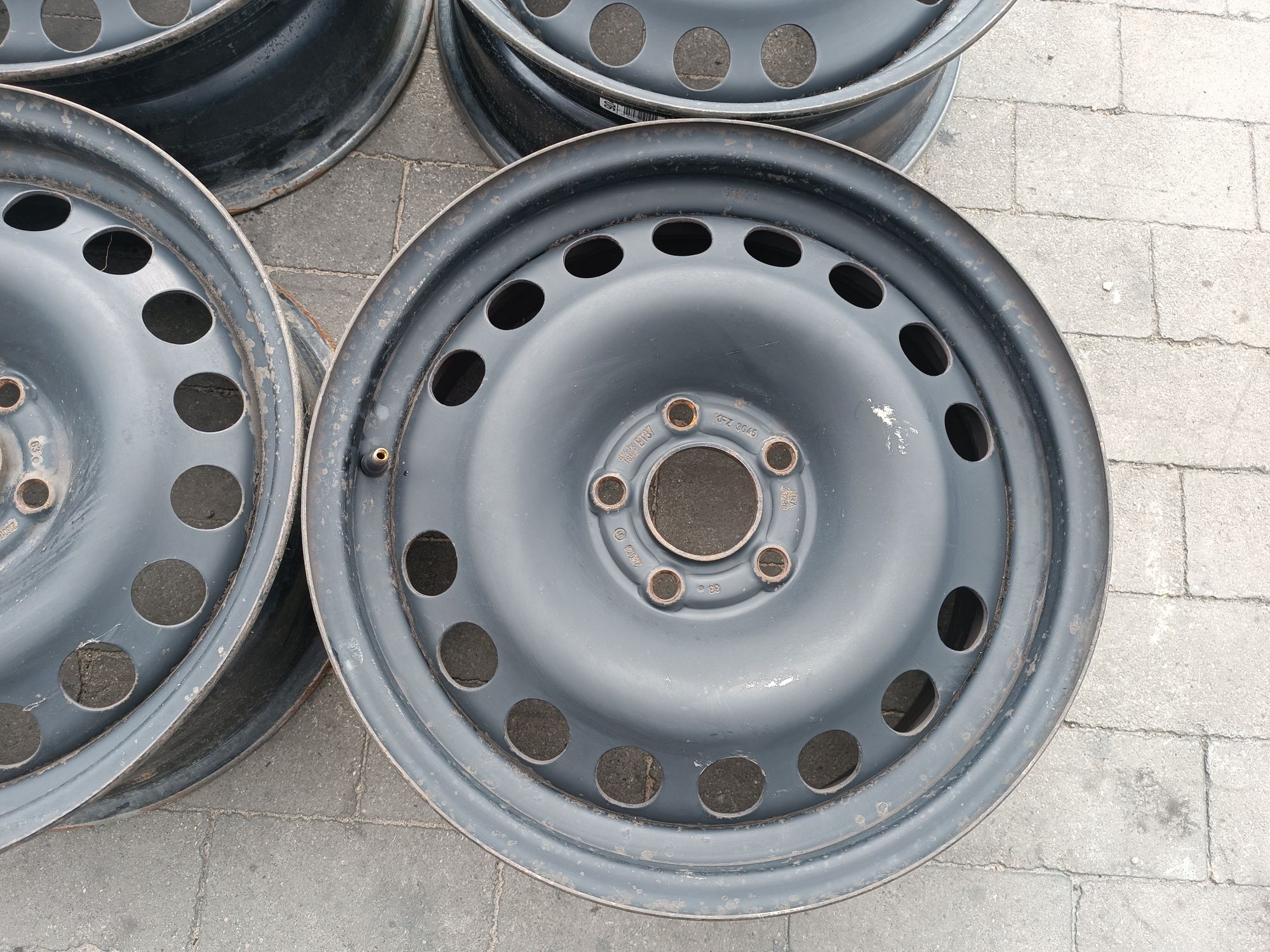 Felgi stalowe Opel Vectra C Zafira B 5x110 ET37 6.5J16