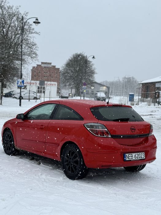 Opel Astra H GTC 1.9 CDTI 120 koni