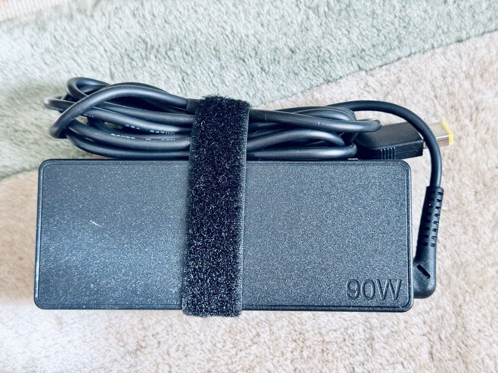 Блок питания для ноутбука Lenovo 90w оригинал!