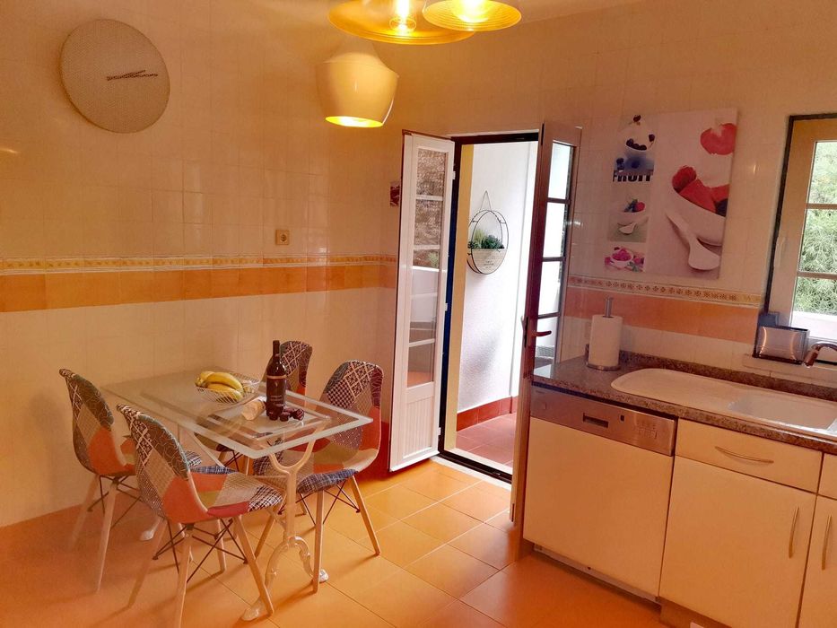 Arrenda-se Apartamento T2 Quinta da Beloura - despesas incluídas