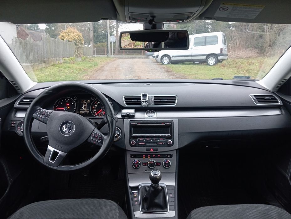 VW Volkswagen Passat B7 Kombi 1.6 TDI 2012R