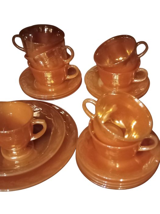 Conjunto de chávenas antigas casca de cebola