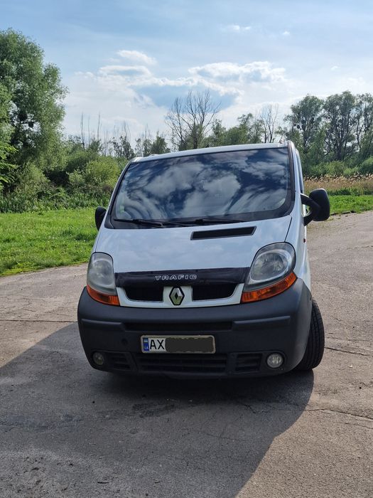 Продается рено трафик 2.5 2005 года Обмен