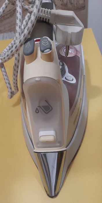 Утюг ROWENTA DW 9035