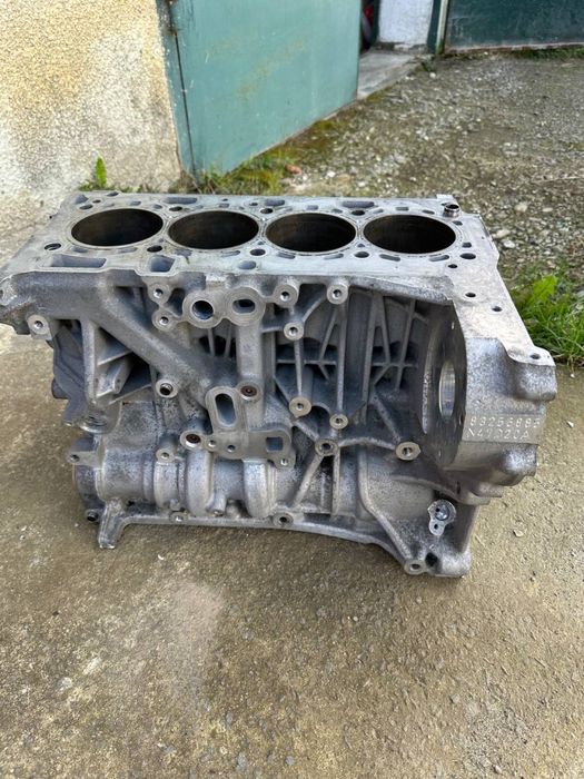 Продам блок від BMW N47D20A