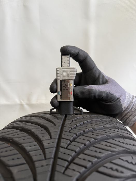 215/50/17 Goodyear Vector 4Seasons 95V 2024R