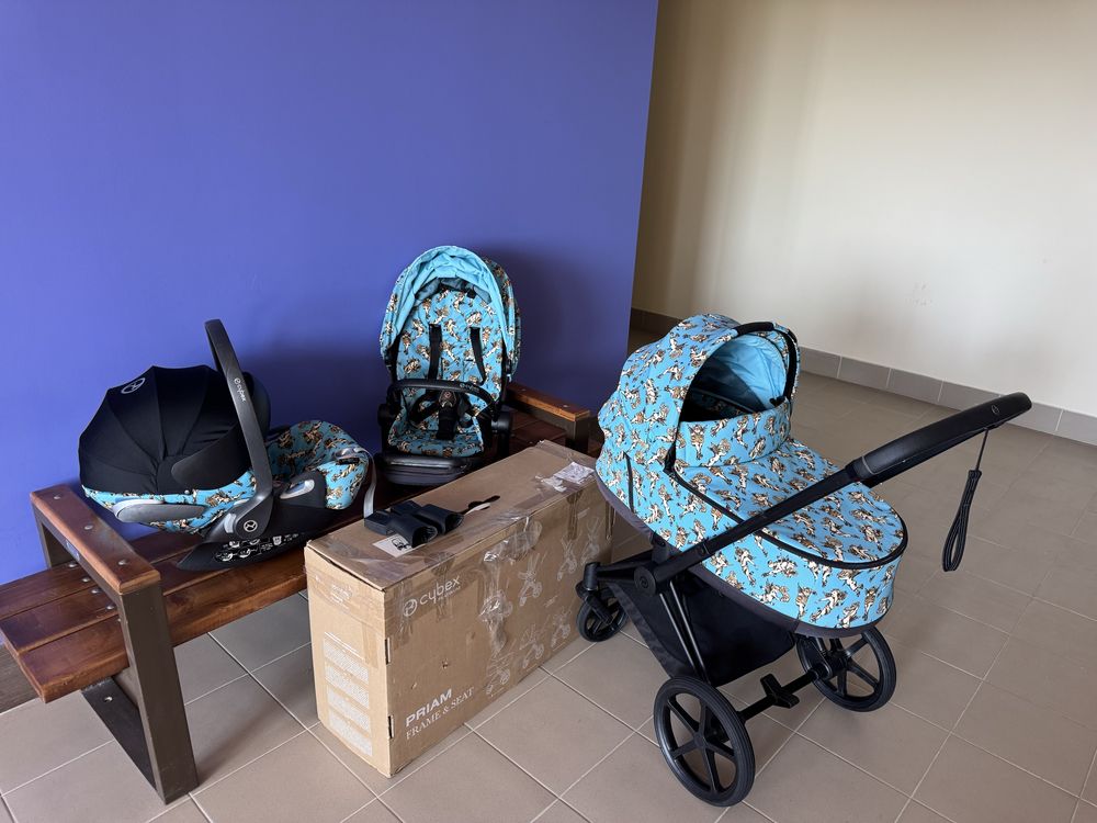 Cybex 3 в 1 priam by jeremy scott cherubs blue
