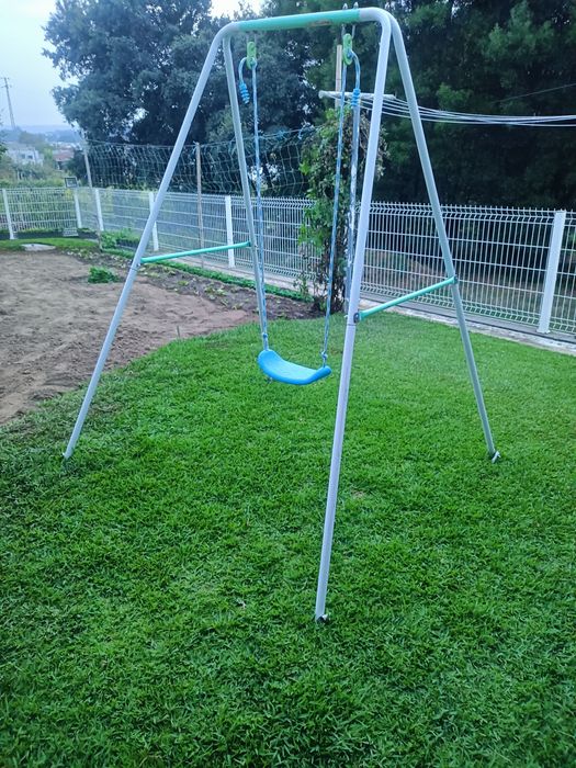 Vendo baloiço para criança até 25kg