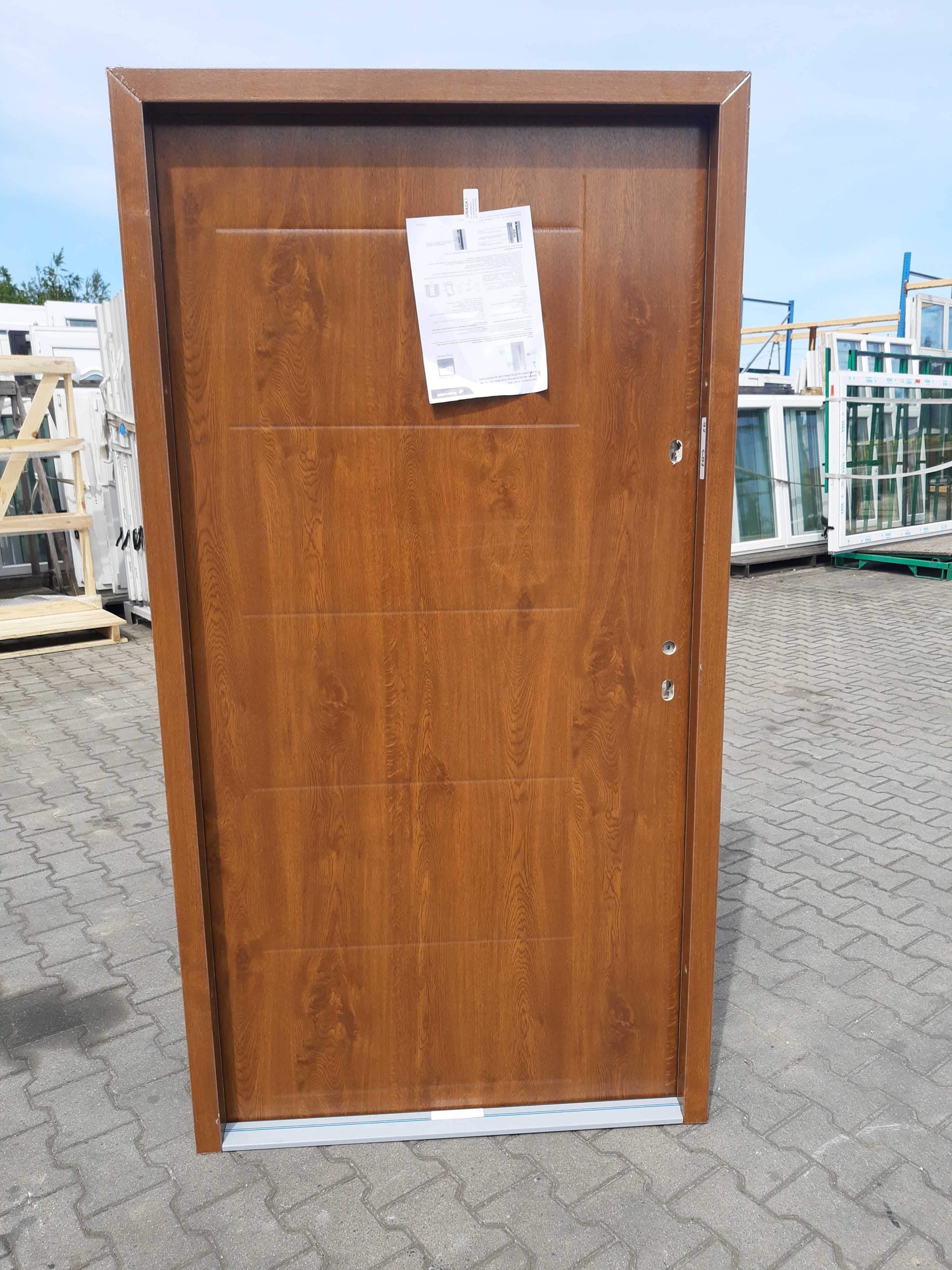 Nowe drzwi stalowe 100 x 190 złoty dąb, czyste powietrze