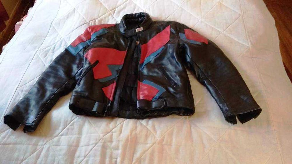 Blusão de couro para motard