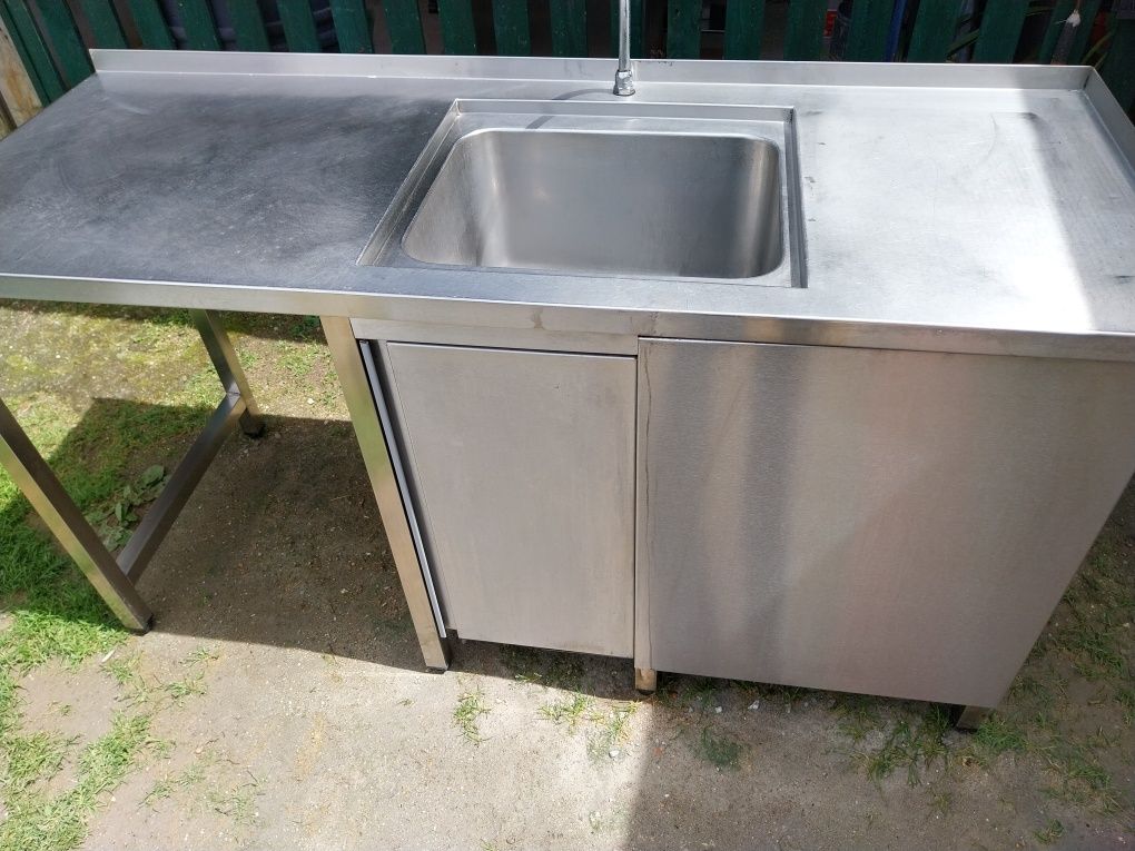Móvel inox com pia