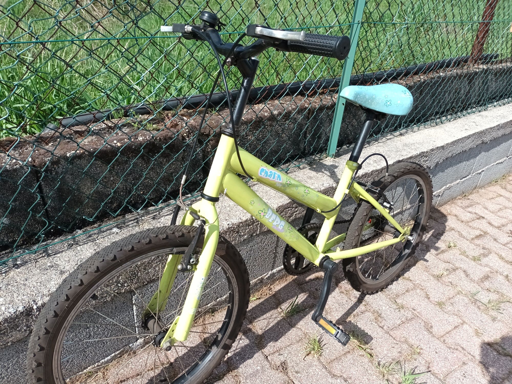 Vendo bicicleta de jovem