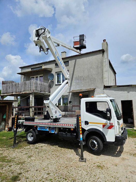 Usługi podnośnikiem koszowym