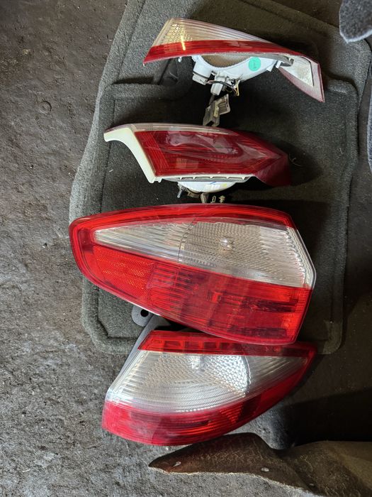 Ford fiesta mk7 usa sedan форд фієста мк7 США седан стоп фара