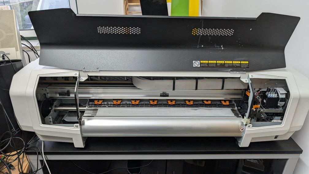Vendo impressora Dtf da Mutoh 624d com 3 meses de uso. Vendo como nova