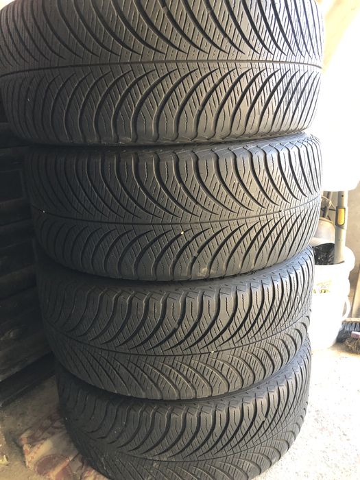 Alufelgi Ford 18 cali 5x108 opony wielosezonowe Gudyyer