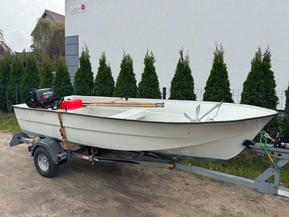 Łódka wędkarska 4 m + silnik Suzuki 6 KM stabilna, zadbana,