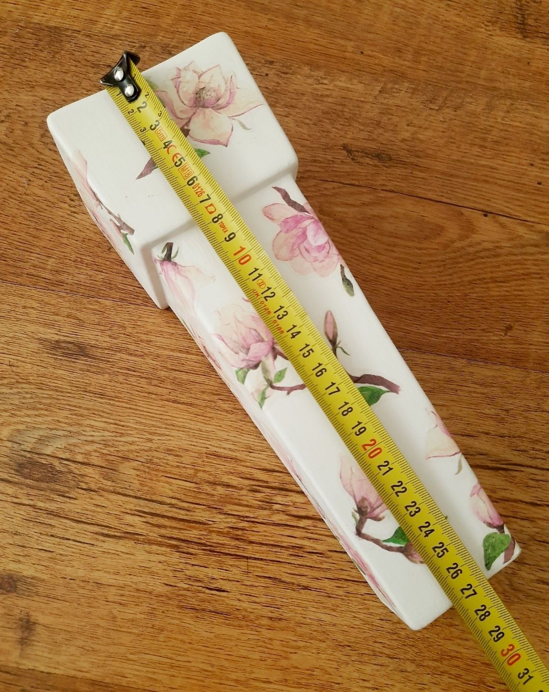Wazon decoupage w kwiaty