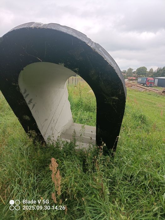 Spszedam schody betonowe do ziemianki