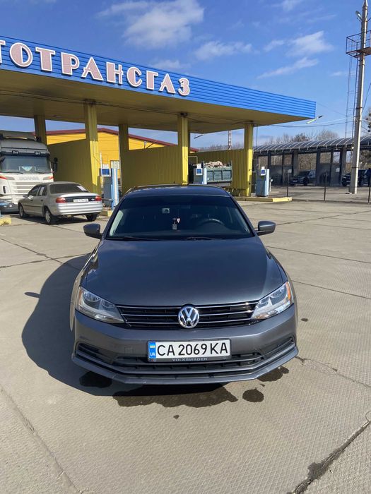Volkswagen Jetta 2015 автомат 2.0 газ/бензин