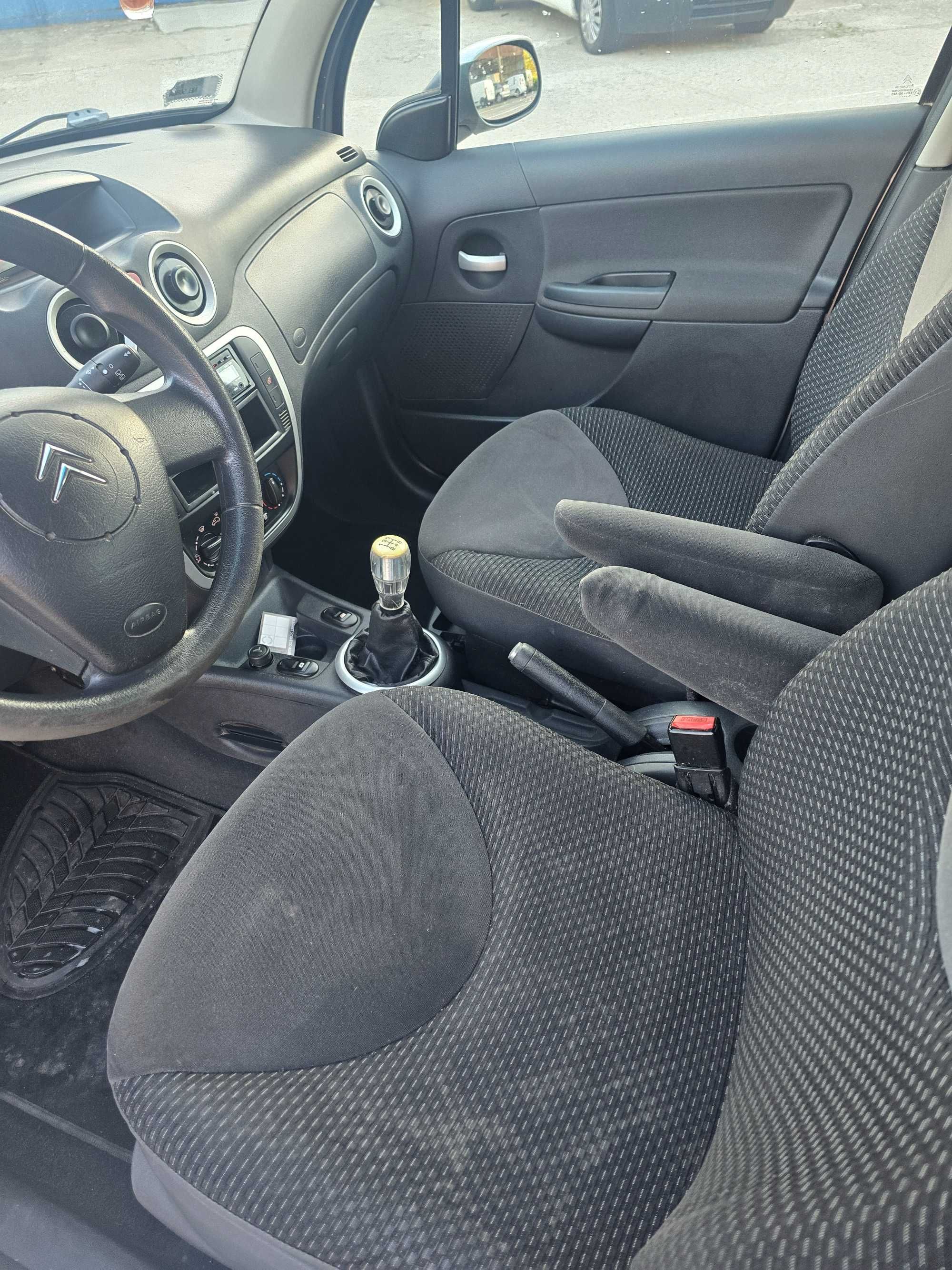 Citroen c3 1.4benzyna 20010r//bardzo dobey stan //bez rdzy