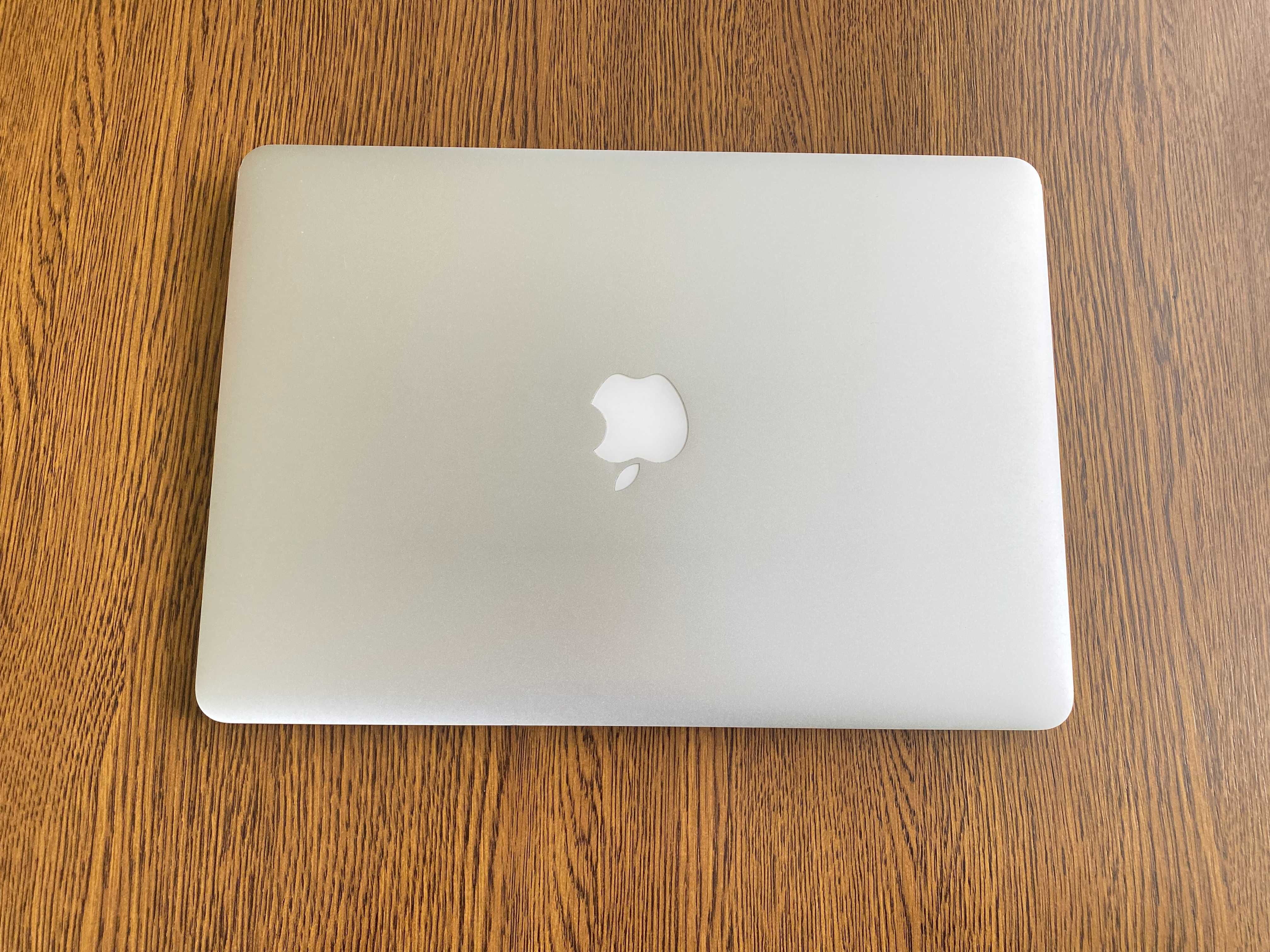 Laptop Macbook AIR 13 A1466 i5 8GB 128 SSD