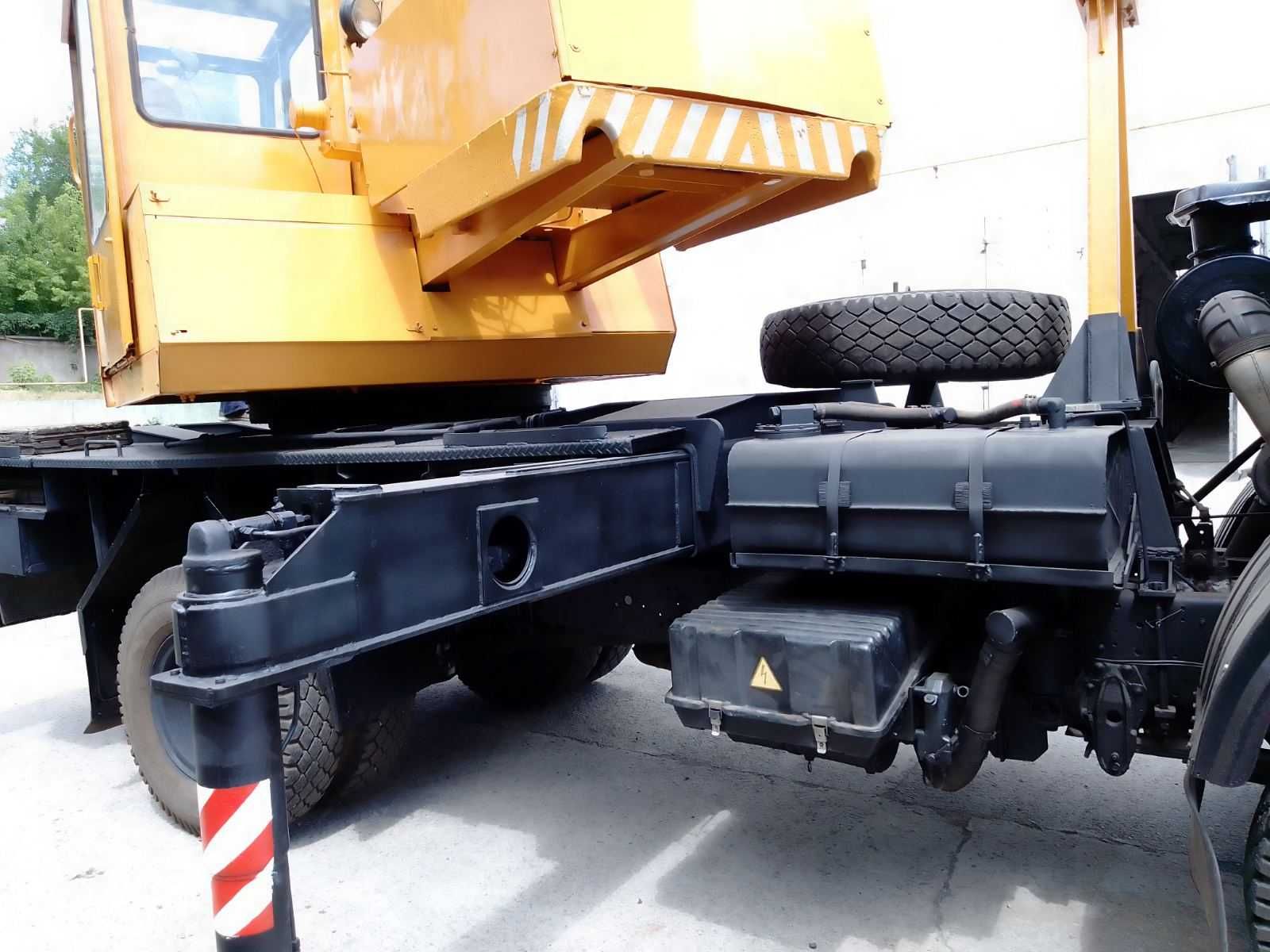 Автокран КТА-16 МАЗ