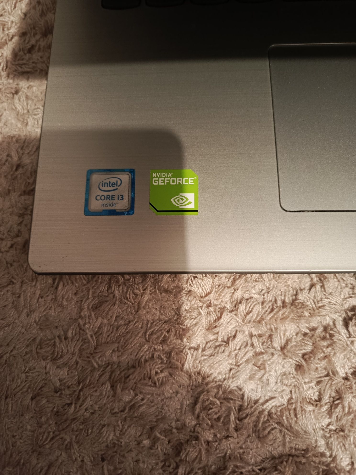 Laptop Ideapad 320 i3