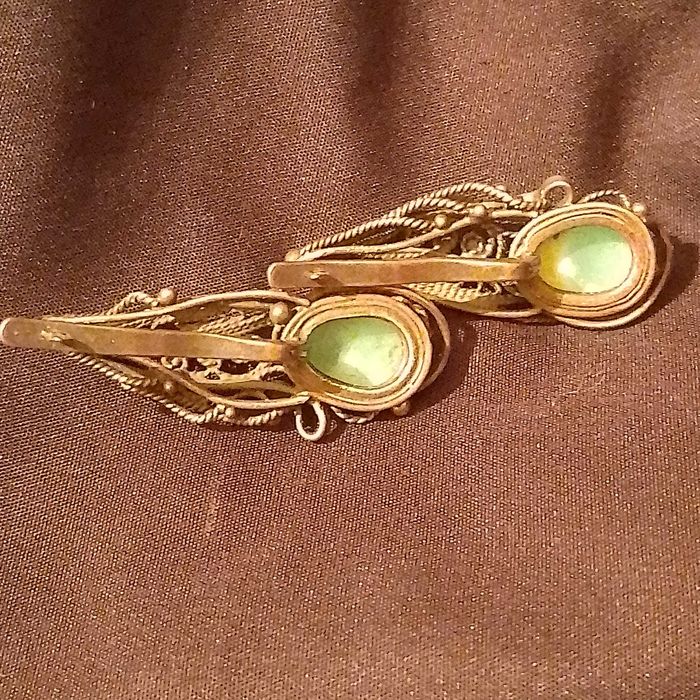 Винтажные серьги из мельхиора с филигранью, вставка хризопраз. СССР