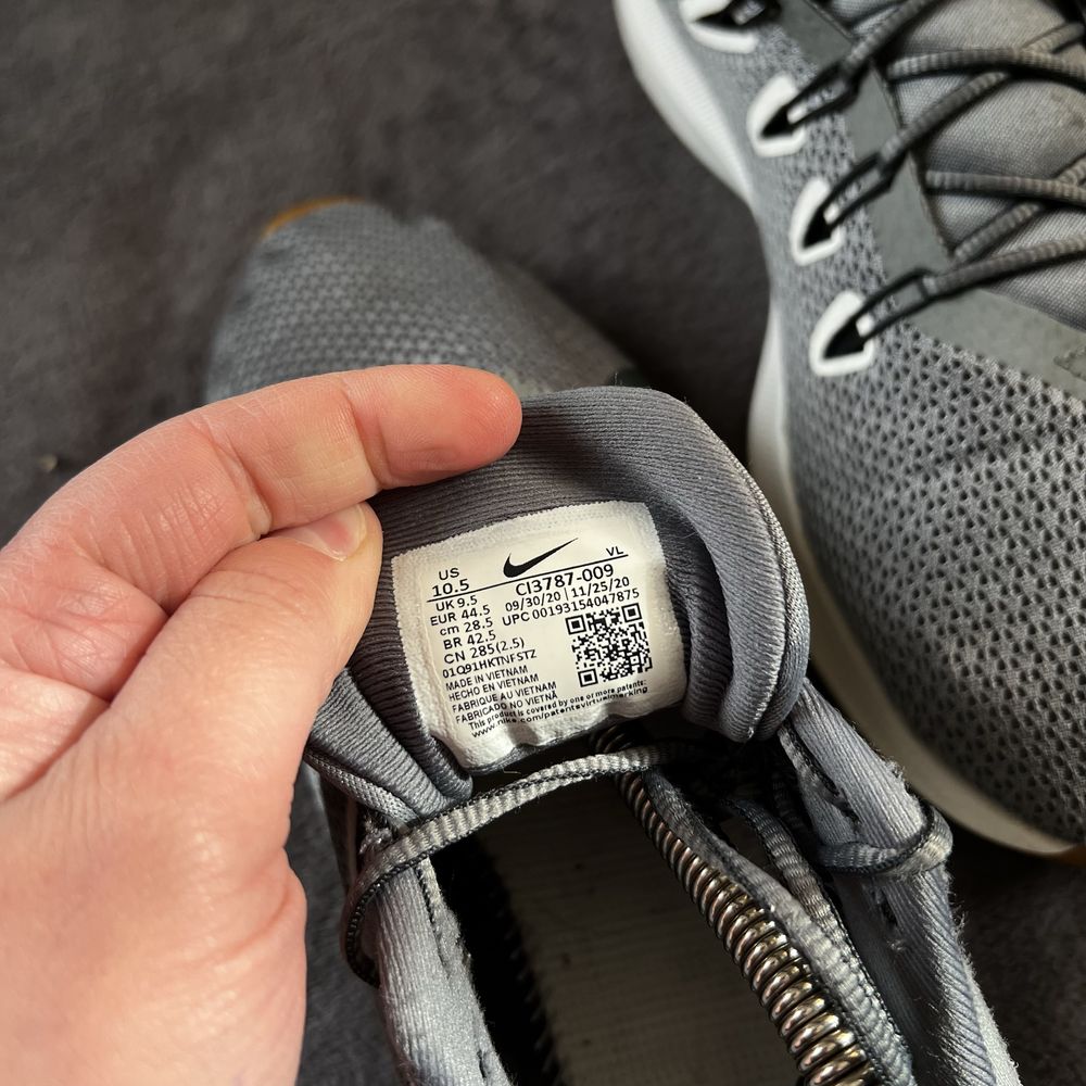 Чоловічі кросівки Nike Qvest running. P. 44,5.