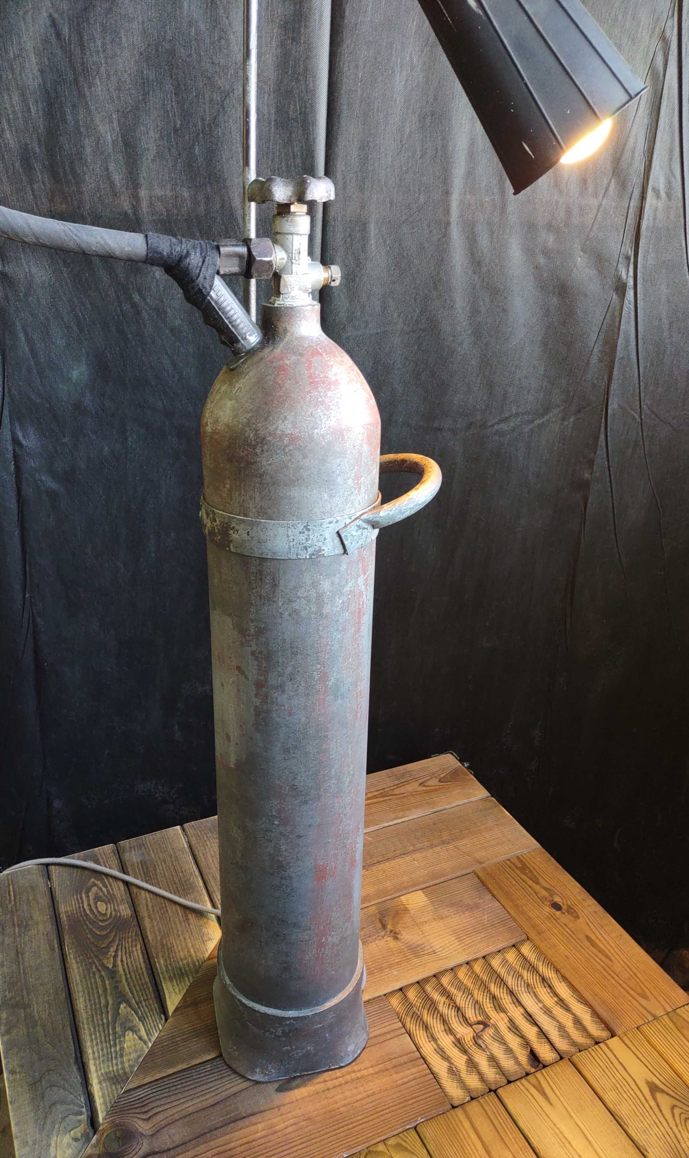Lampa podłogowa gaśnica rustykalna loft