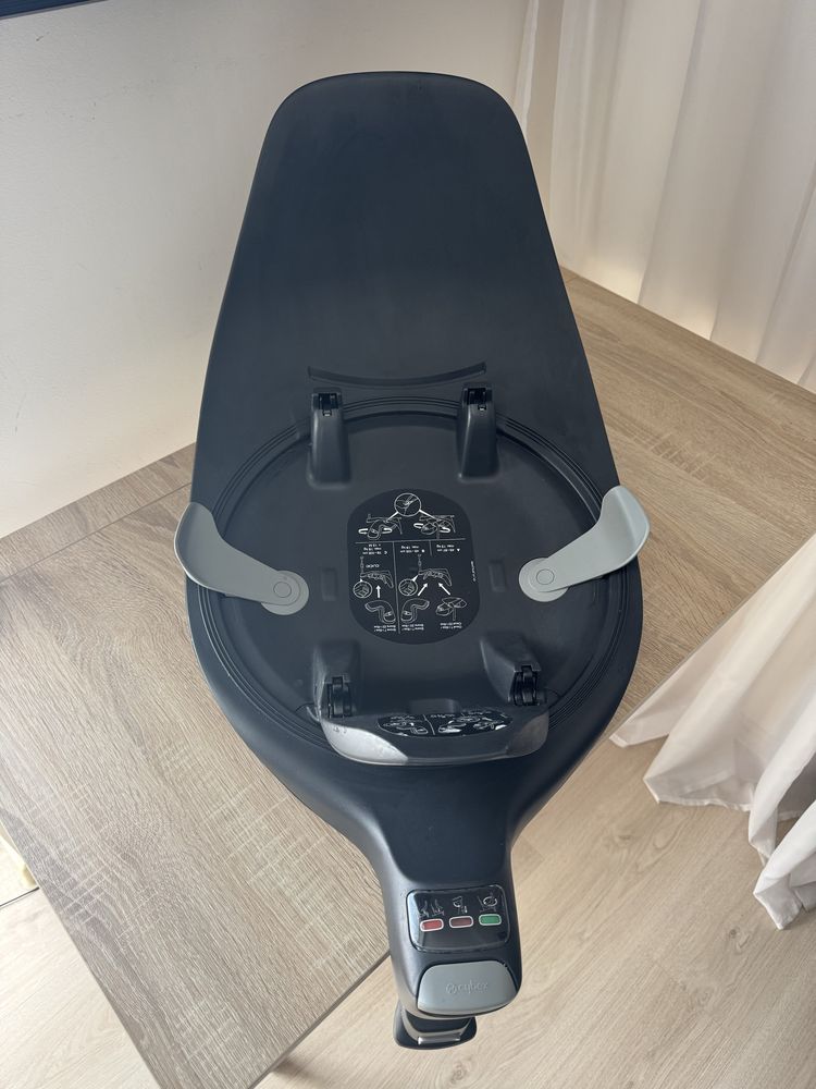 Автокрісло Cybex Cloud T i—Size Plus Sepia Black + база