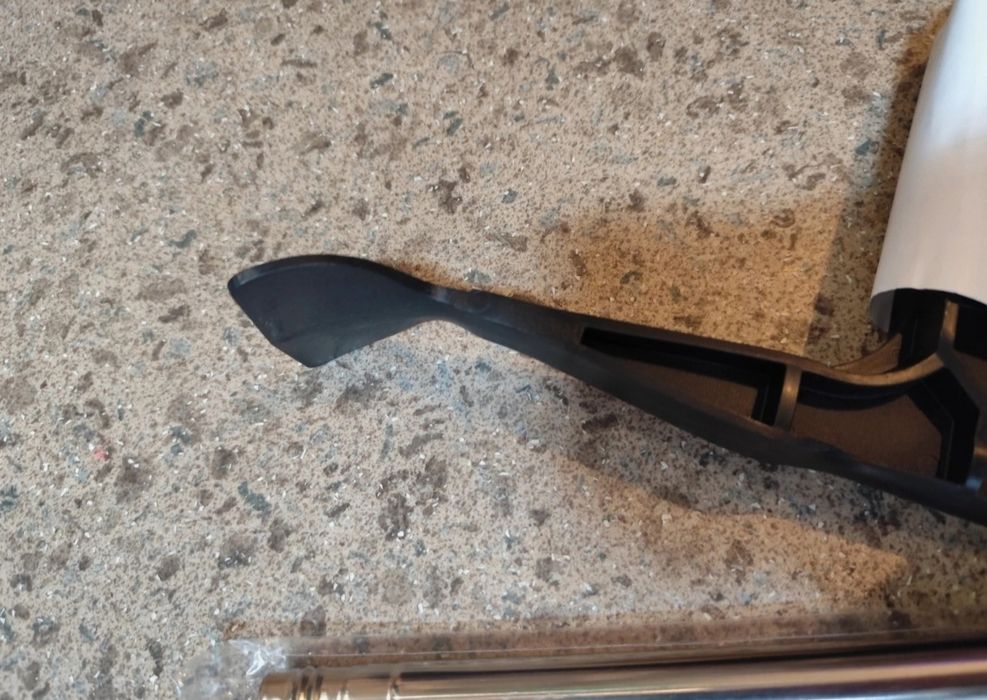 Zestaw do czyszczenia rynny rowków i innych ciężko dostępnych miejsc