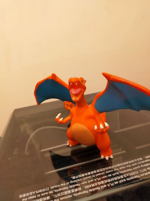 Figurka Pokemon ręcznie malowana