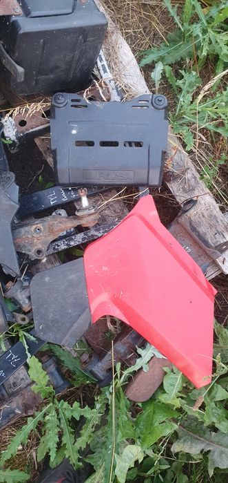 Plastik boczek Osłona irs schowek tył Suzuki Kingquad lta 700 LTA 750