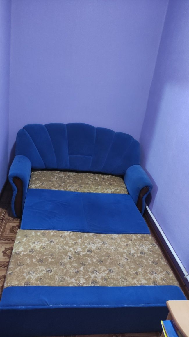 Продам диван малютка