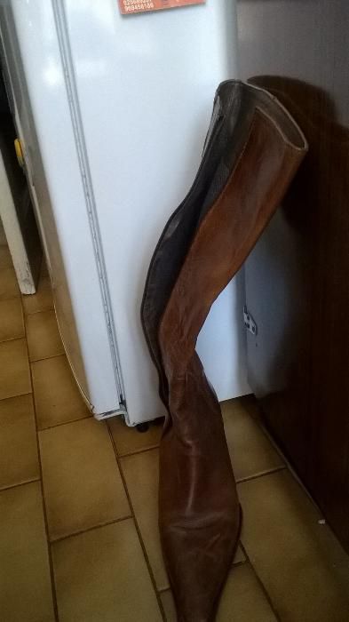BotasCano alto em Pele verdadeira tamanho 39