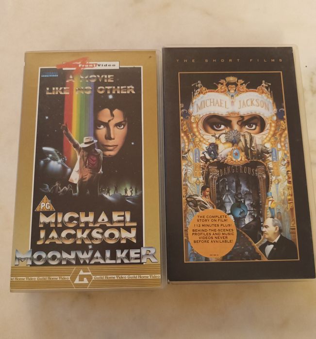 2 VHS Michael Jackson: Moonwalker + Dangerous tour
