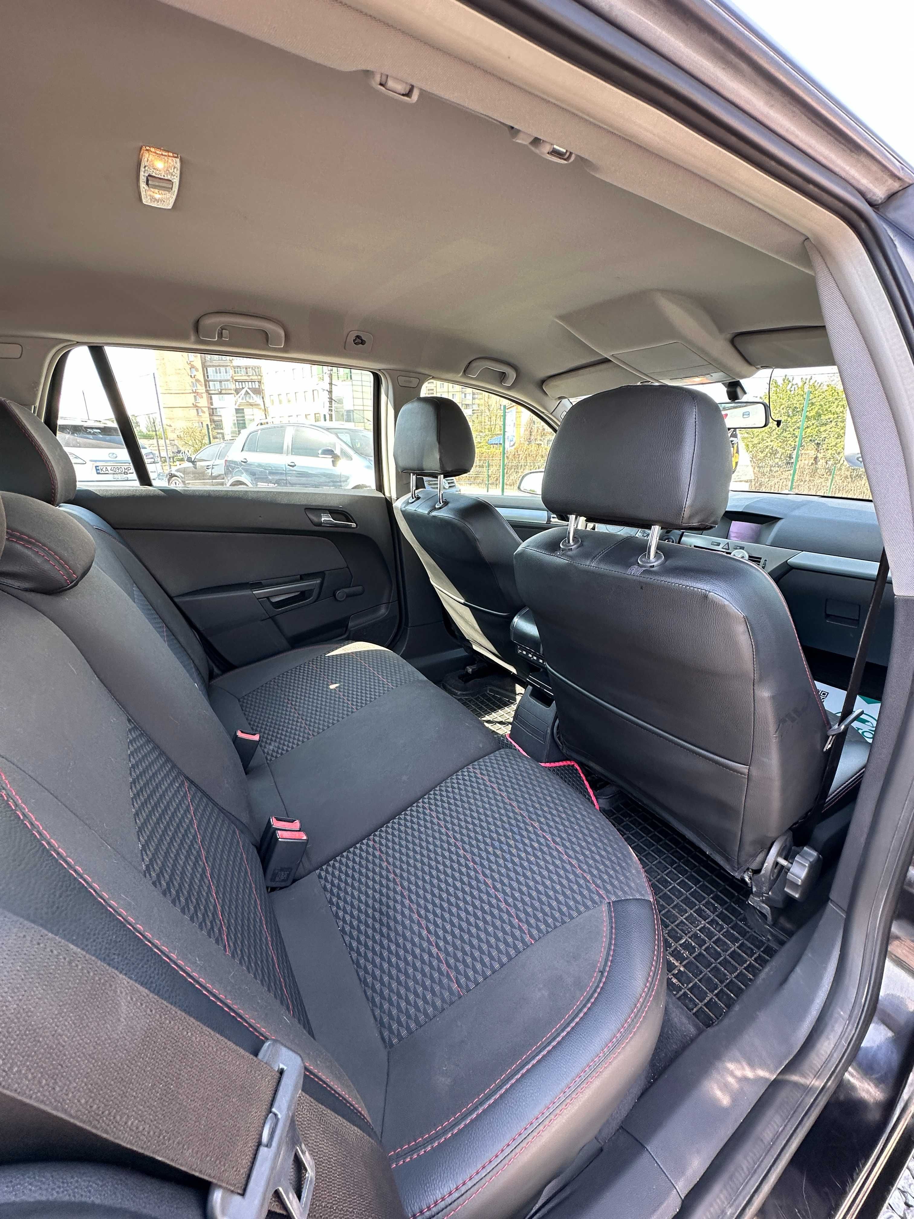 Продам Opel Astra 2005 рік можлива розстрочка,кредит,обмін!