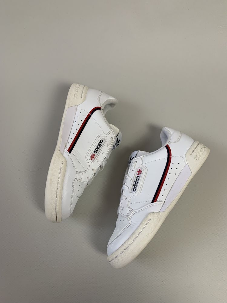 Кросівки Adidas розмір 36 23 см