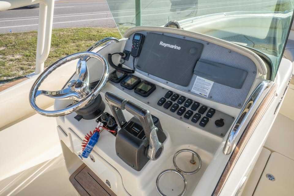 Motorówka Chris-Craft Catalina 26 14r – Twin Yamaha, trailer