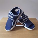 Sandałki Reebok r.26 granatowe