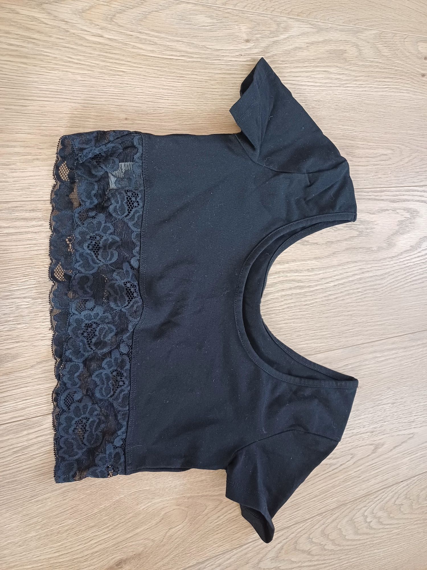 Bluzka top czarna koronka Xs nowa