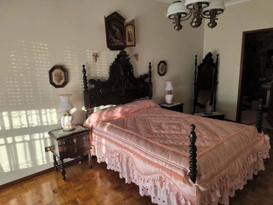 Cama (está como nova)