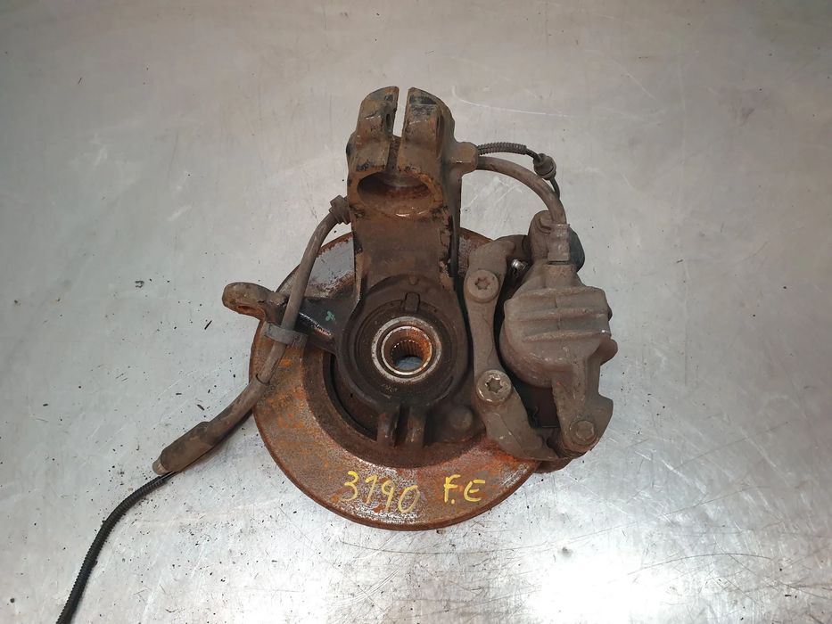 Manga de eixo frente esquerda PEUGEOT 208