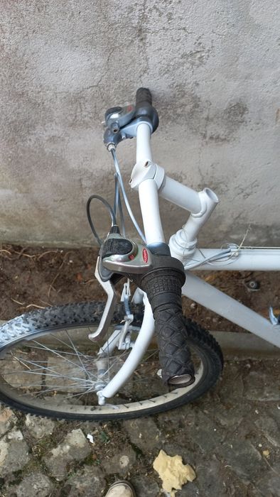 Bicicleta Team Branca