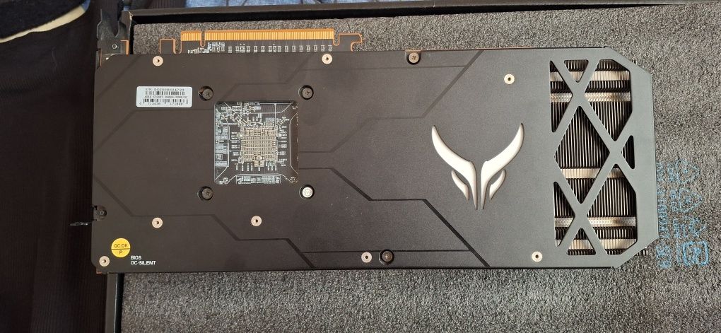 Продам відеокарту Rea devil RX 5700 XT 8GB 256 BIT