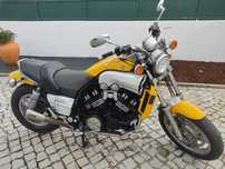 Yamaha Vmax 1200